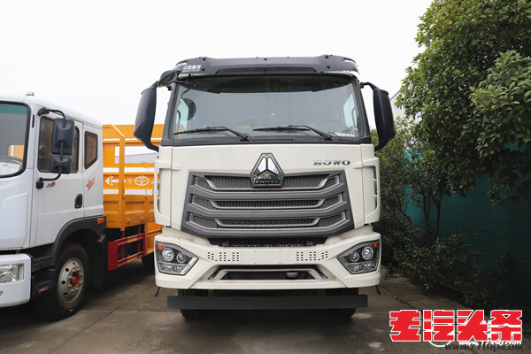 qhl4tgs2otg3922.jpg