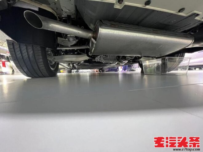 uigqxg3rywa4098.jpg