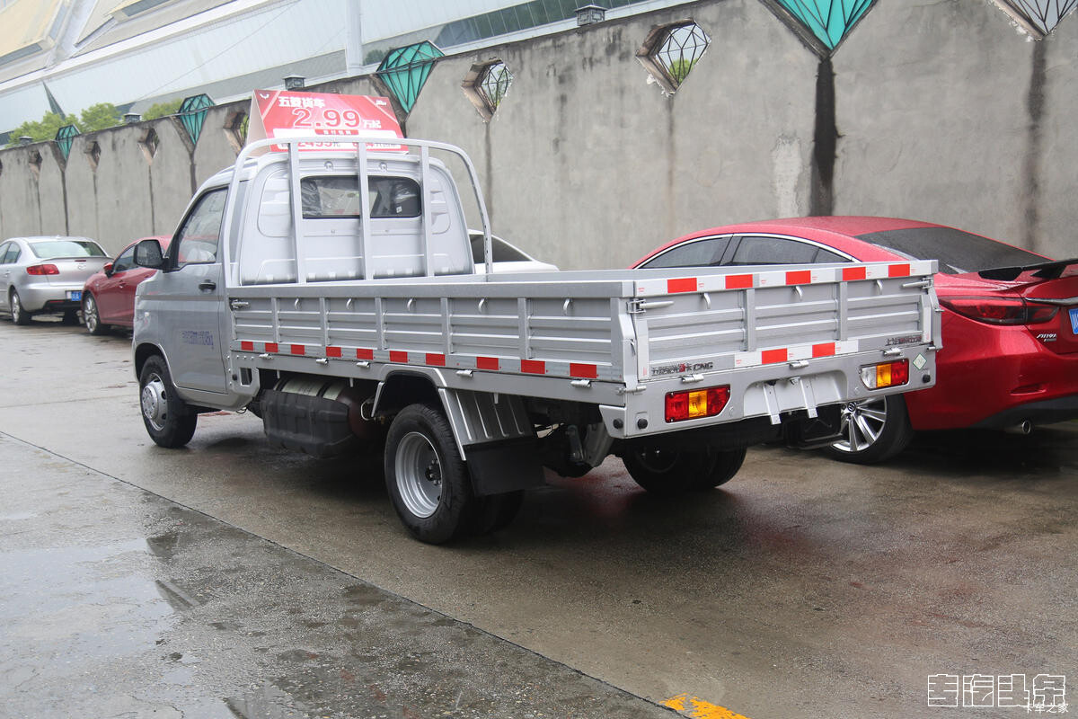 qdizqohv2l038.jpg