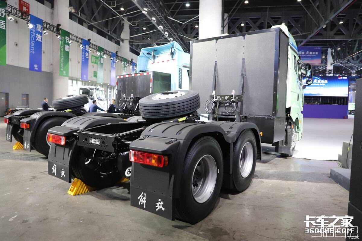 nq43ovv2rsc112.jpg