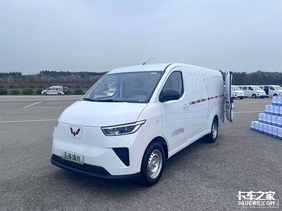 vt1yemq3pw21606.jpg